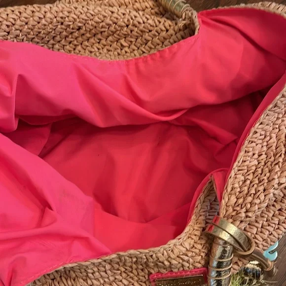 Lilly Pulitzer straw tote - Picture 4 of 11
